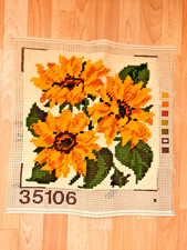 schöne fertig gestickte