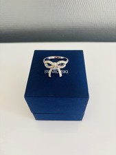 NEU Swarovski Ring SCHLEIFE