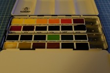 Schmincke Horadam Metallkasten 24 ganze Näpfe