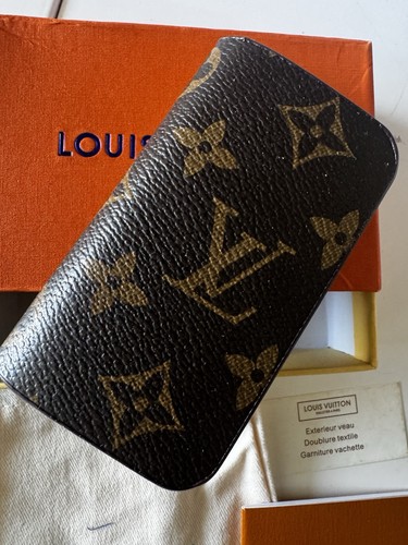 Louis vuitton - louis,