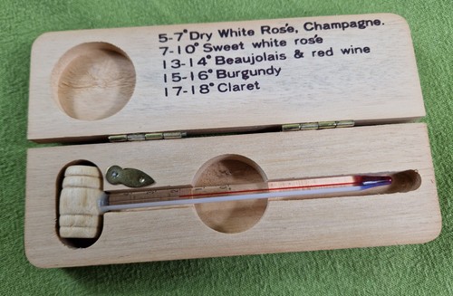 Vintage wein getränk - wein,