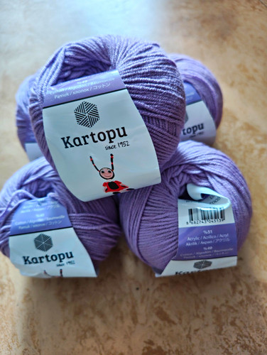 Kartopu amigurumi farbe - kartopu, lila