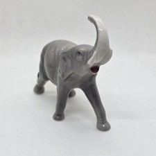 Porzellan Keramik Figur Elephant Statue, Größe 9x15cm, Deko