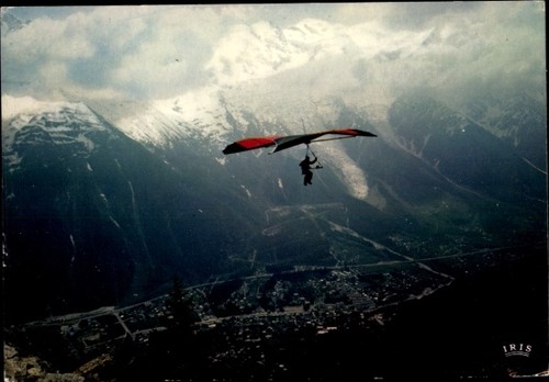 Paraglider über dem - ak, tal