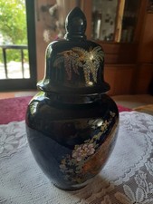 Porzellanvase mit Deckel+