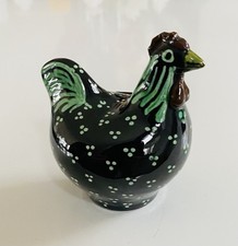 Jugendstil Keramik Figur Hahn Henne Spardose Signiert Schlickermalerei