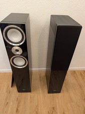 Magnat Quantum 755 •