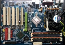 Bundle: Gigabyte GA-8IPE1000-G