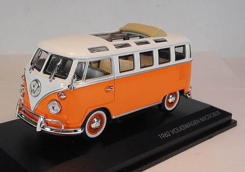 Signature series nr - 1/43,