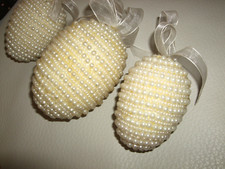 3 handgearbeitete Ostereier mit Perlen aus Nachlassauflösung