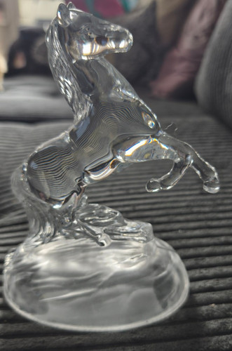 Glaspferd mit sockel deko x - sockel,