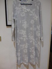 Langarm-Nachthemd gemustert"C&A" ecru/grau, Größe L, fast NEU