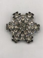 Schöne Brosche Strass Steine