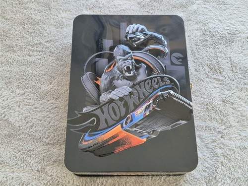 Hot wheels metall box - hot,