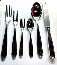 Besteck für 11 - 12 Personen