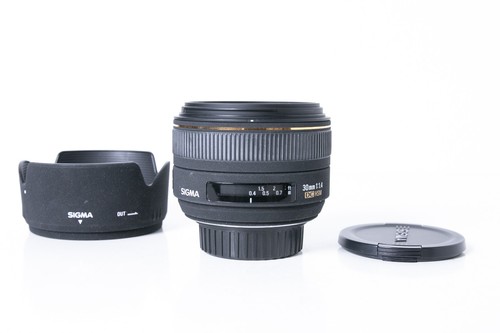 Sigma 30mm ex - f/1.4,
