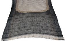 Bedrucktes Kleid, indisches