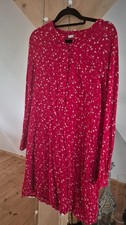 Esprit, rotes Kleid, geblümt