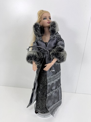 Robert tonner doll - robert, zoll
