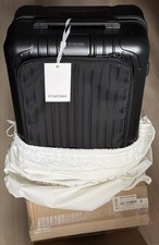 Rimowa Essential Sleeve Cabin