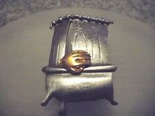 (04190) Brosche, Anstecknadel, Pin, Modeschmuck, Geschenk, Nostalgie Badewanne