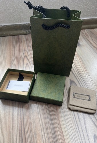 Hochwertige geschenkverpackung - hochwertige,