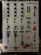 Allen & Heath Xone : 32 Professional Dj Mixer Silber