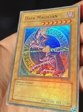 YuGiOh 2002 Dark Magician SDY-006 1st Edition Glossy Holo Bleed Starter Deck