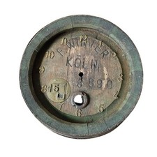 Brauerei F. Winter Köln Bier Pils alter Holzfass Bodendeckel rustikal Fassboden