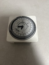 Wolf Schaltuhr analog