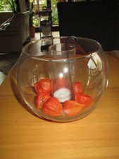 Kugelwindlicht aus Glas für Teelichter plus Granulat grün