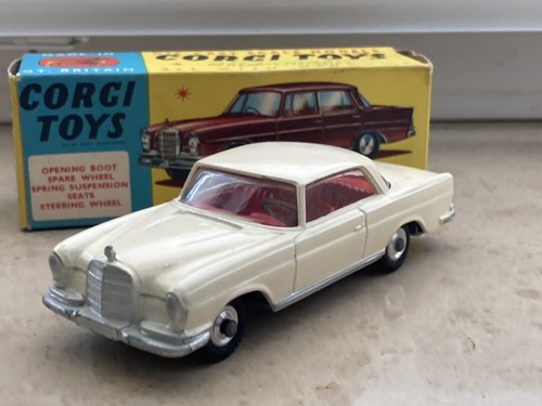 Vintage corgi toys 230 - vintage,