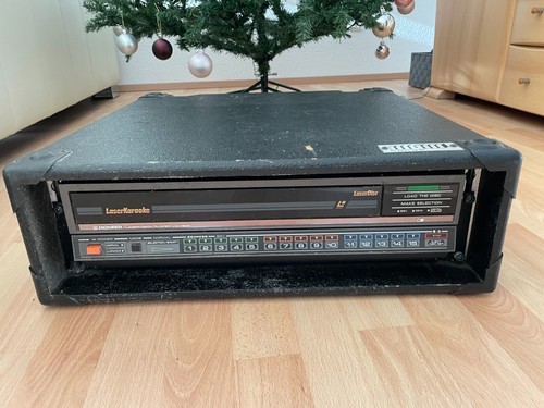 Pioneer laser karaoke player - pioneer,