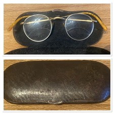 Antike Brille punziert mit