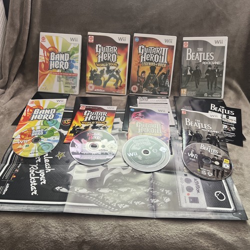 Guitar hero wii bundle - hero,