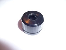 Mutter bzw. obere Schraube