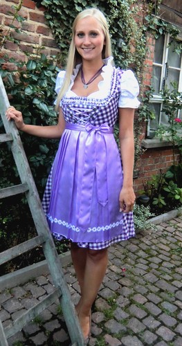 Neu süßes dirndl - neu,