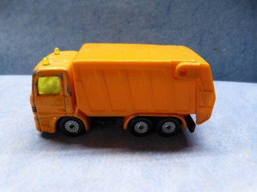 Mercedes müllwagen orange - müllwagen,