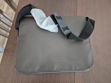 HALFAR Umhängetasche mit PORSCHE Branding für Notebook und Akten