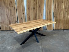 Rustikale Baumkanten