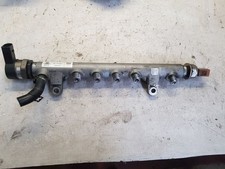 Verteilerrohr Kraftstoff