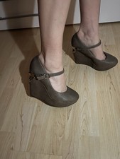 Keilabsatz Pumps 38 Gebraucht