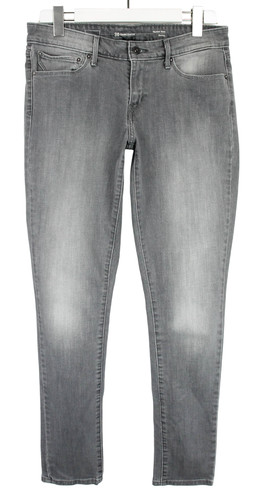 Levi demi curve modern - demi,