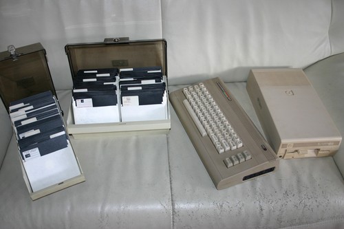 Commodore c64 floppy - commodore,