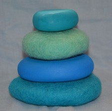 Bausteine Findling blau, 4 Stück(Holz, Wollfilz) Wasser, auch Jahreszeitentisch