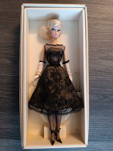 Barbie gold label - barbie,