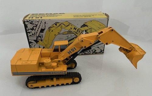 Gelber bagger h51 demag - bagger, nzg
