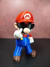 Figura de Mario Bros haciendo