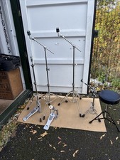 Versandkostenfrei. Yamaha Drum Kit Hardware Set Becken Snare Hi Hat Ständer. Hocker Pedal