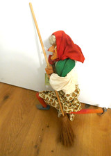 Riesen Deko Hexe auf Besen zum Aufhängen aus dem Harz Blocksberg Hexe 80 cm